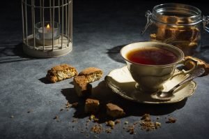 Cup of tea with cookies
